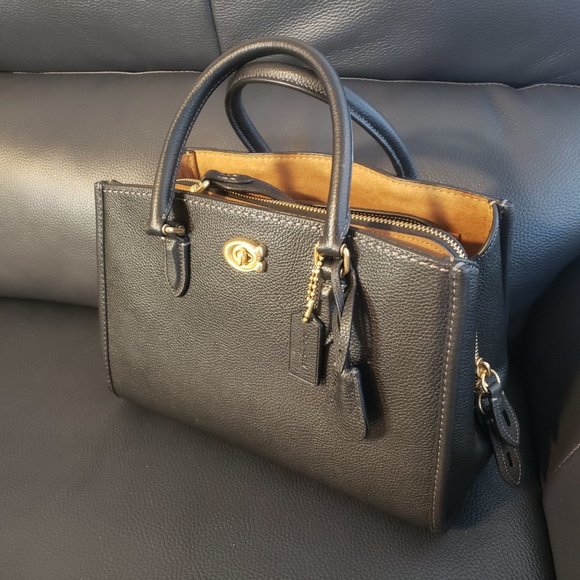 COACH: Brooke Carryall 28 in Brass/Black - Picture 8 of 9